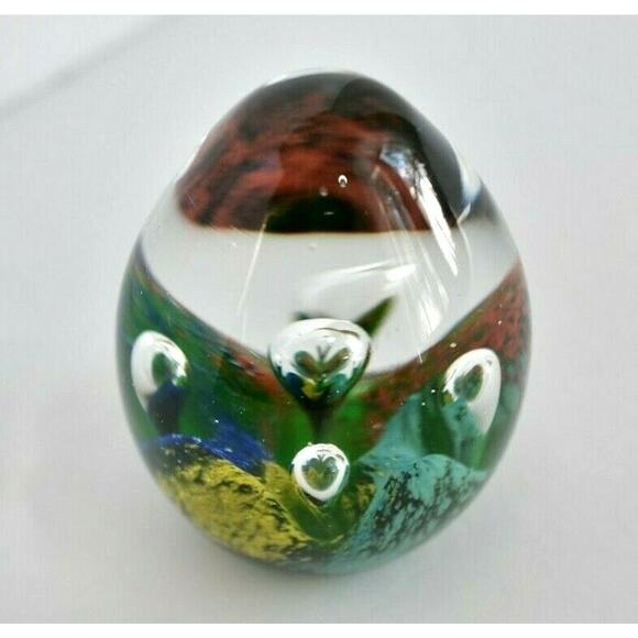 Egg Shaped Controlled Bubble Art Glass Paper Weight Green Red Crater Theme - Picture 8 of 12